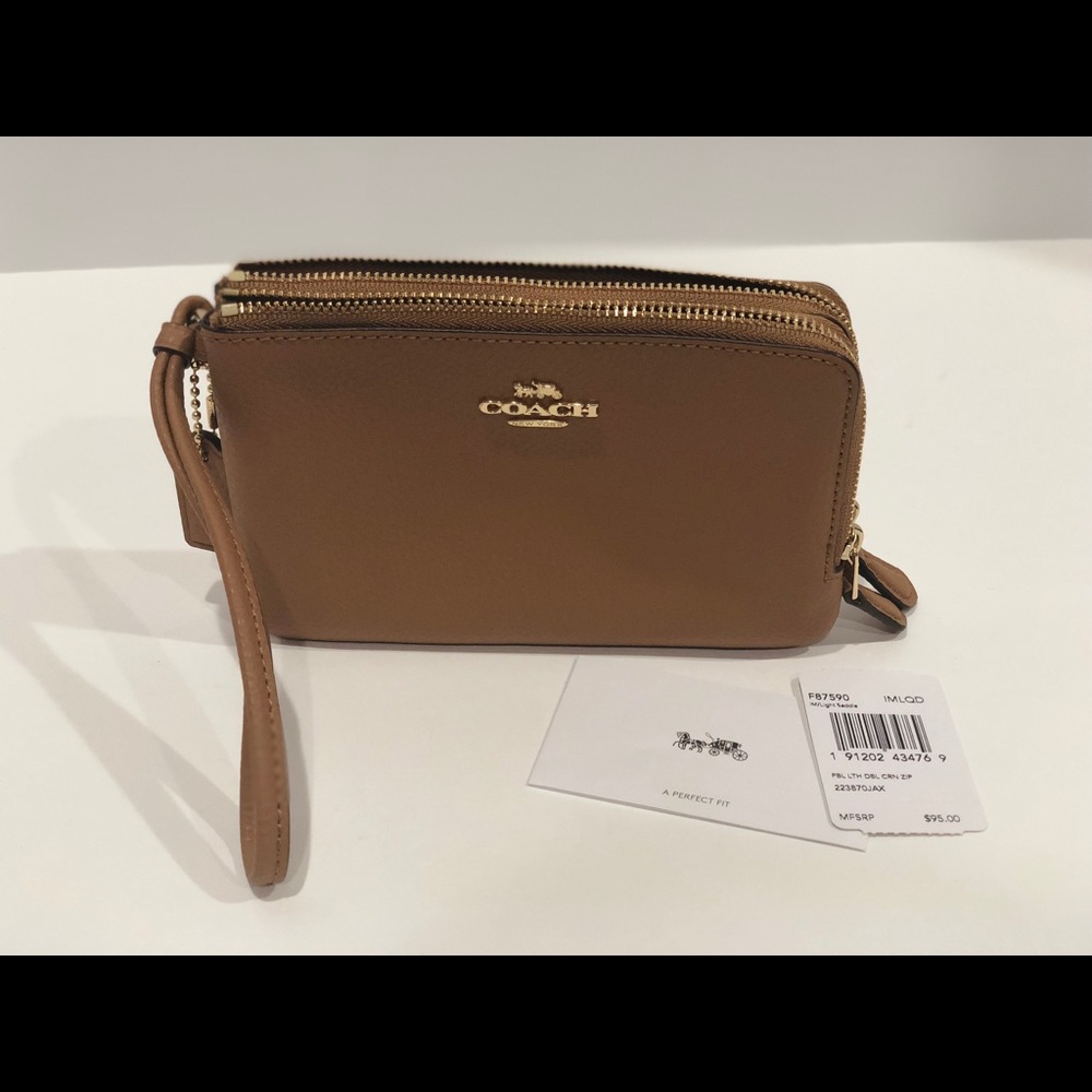 Coach Double Corner Zip Wristlet in Light Saddle